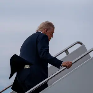 Trump, Raking In Cash, Expands His Power in the G.O.P. Money World