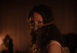 Beauty is pain in ‘The Ugly Stepsister’